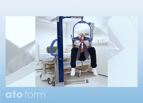 Badetuch High Easy, gep. Beinschlaufen, Clip-Aufhängung