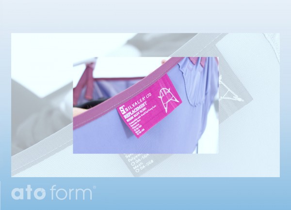 Badetuch High Easy, gep. Beinschlaufen, Clip-Aufhängung