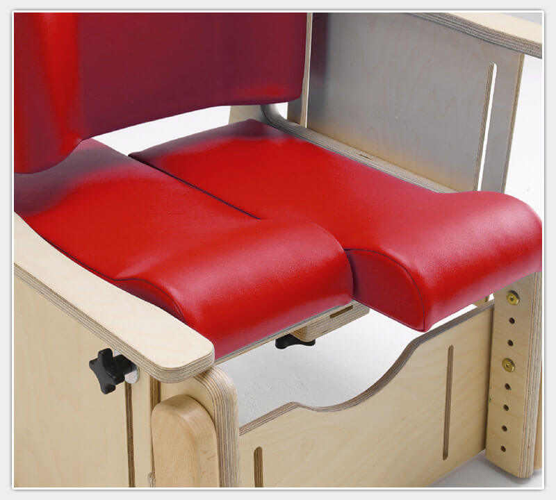 Frei justierbarer geteilter Sitz